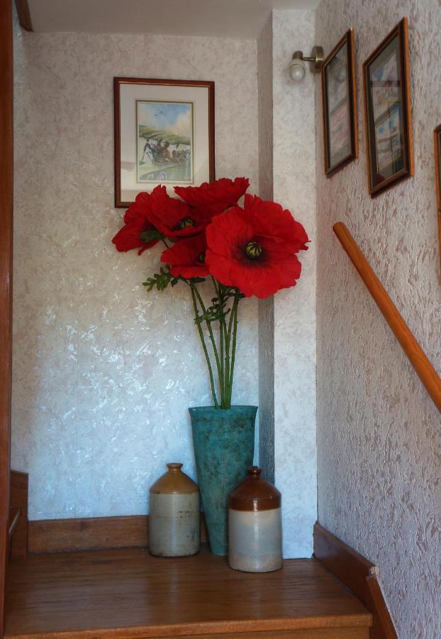 The Silent Picket Bed & Breakfast Martinpuich ภายนอก รูปภาพ